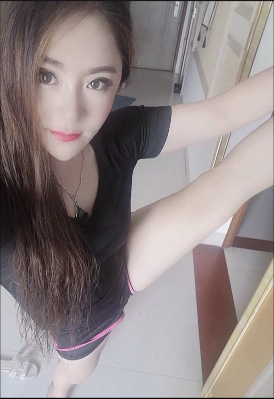 可以一字马的妹子